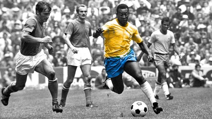 Edson Arantes do Nascimento, carinhosamente conhecido como Pelé, brilha como um sol radiante na história da Seleção Brasileira. Sua trajetória no time nacional é uma saga de conquistas incríveis, momentos icônicos e uma paixão que ecoa nos corações de fãs em todo o mundo.